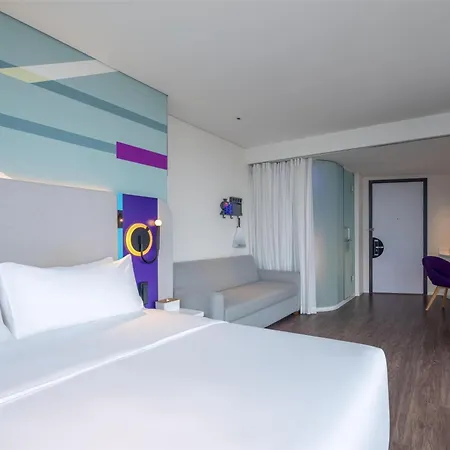 Tru By Hilton Hanoi Station Exterior photo